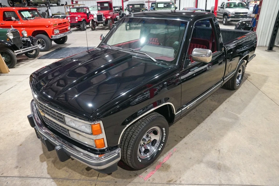 1990 Chevrolet C/K 4th Gen - Image 15 of 31