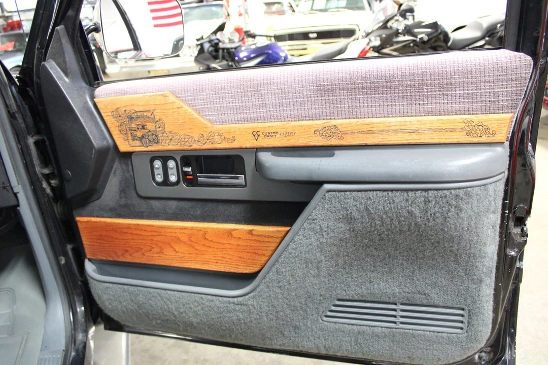 1990 Chevrolet C/K 4th Gen - Image 21 of 31