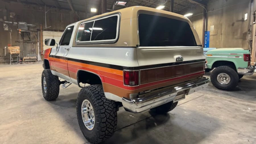 1990 Chevrolet K5 Blazer 2nd Gen - Image 8 of 16