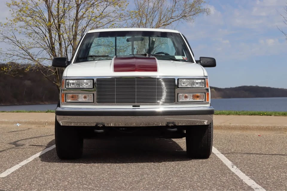 1990 Chevrolet K5 Blazer 2nd Gen - Image 4 of 10
