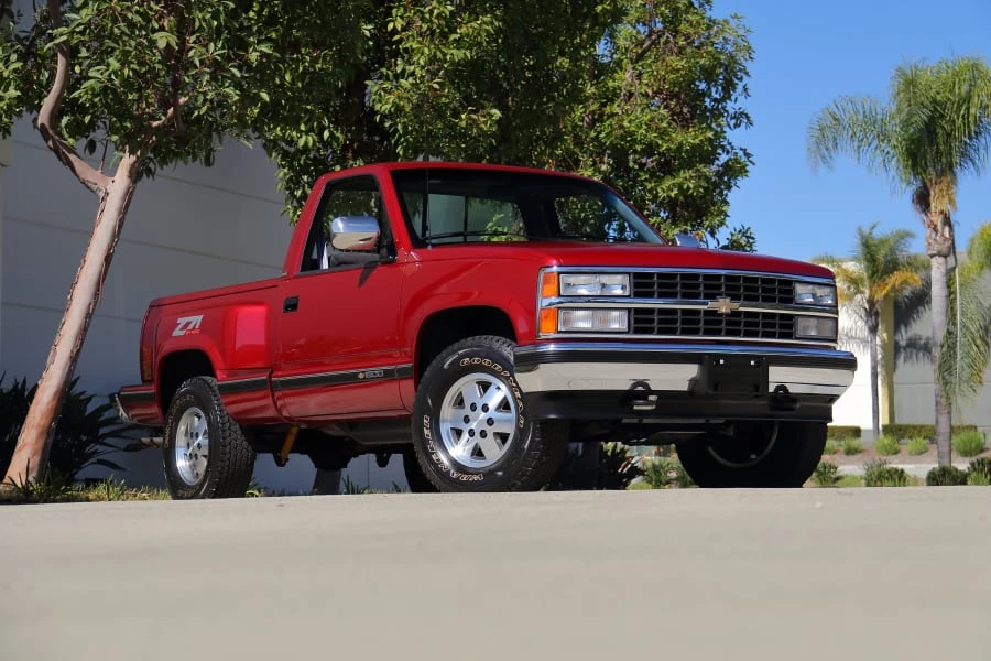 1990 Chevrolet C/K 4th Gen - Image 24 of 31
