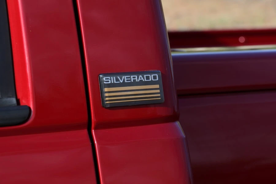 1990 Chevrolet C/K 4th Gen - Image 18 of 31