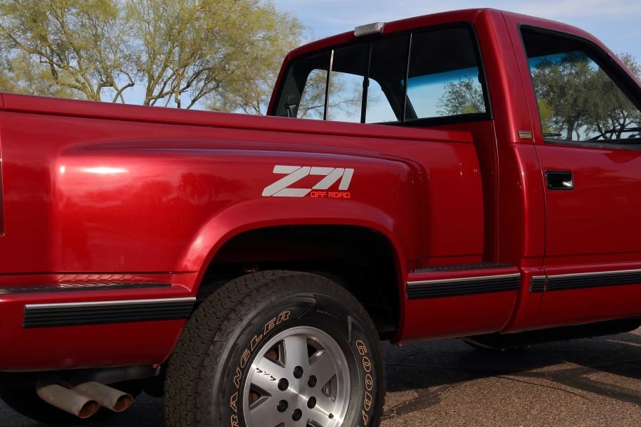 1990 Chevrolet C/K 4th Gen - Image 8 of 31
