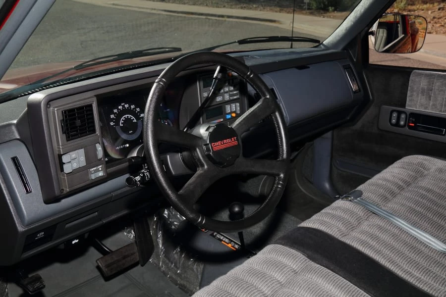 1990 Chevrolet C/K 4th Gen - Image 26 of 31
