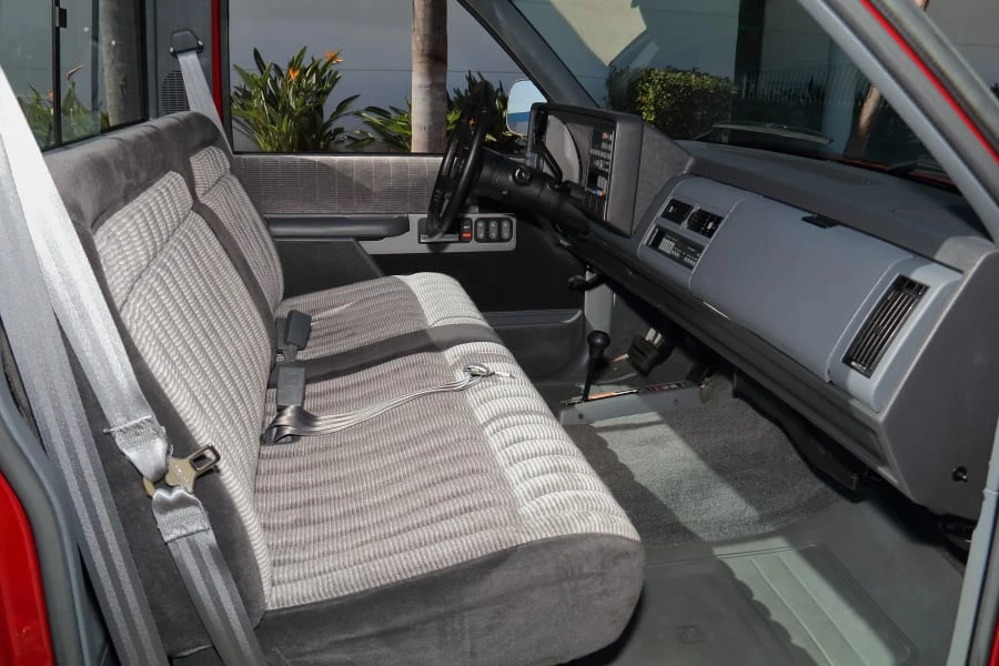 1990 Chevrolet C/K 4th Gen - Image 29 of 31