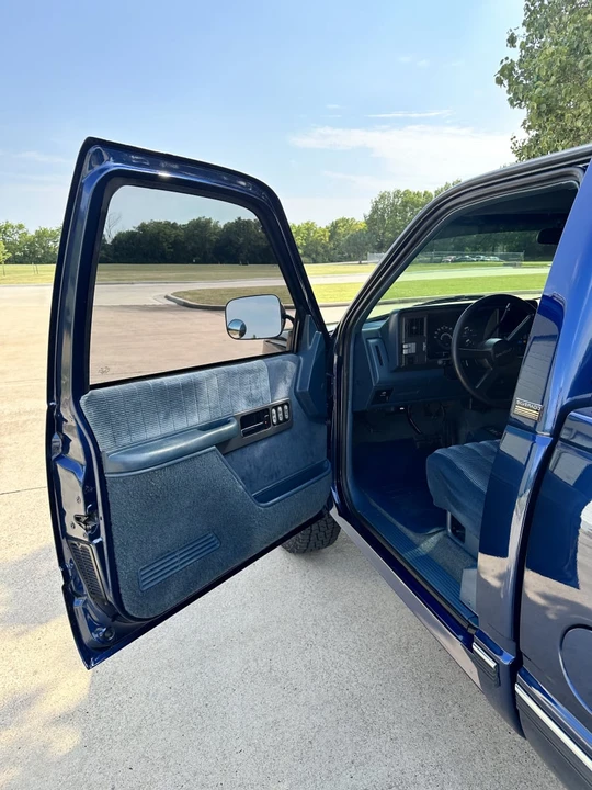1990 Chevrolet C/K 4th Gen - Image 9 of 18
