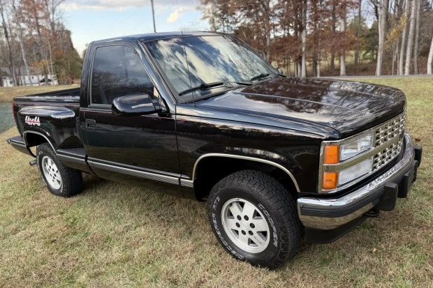 1990 Chevrolet C/K 4th Gen - Image 3 of 8