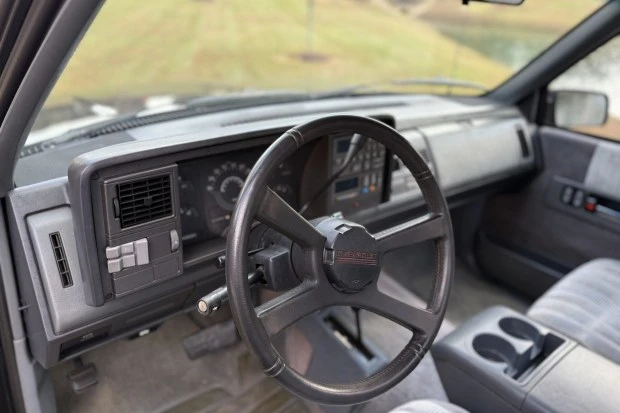 1990 Chevrolet C/K 4th Gen - Image 5 of 8