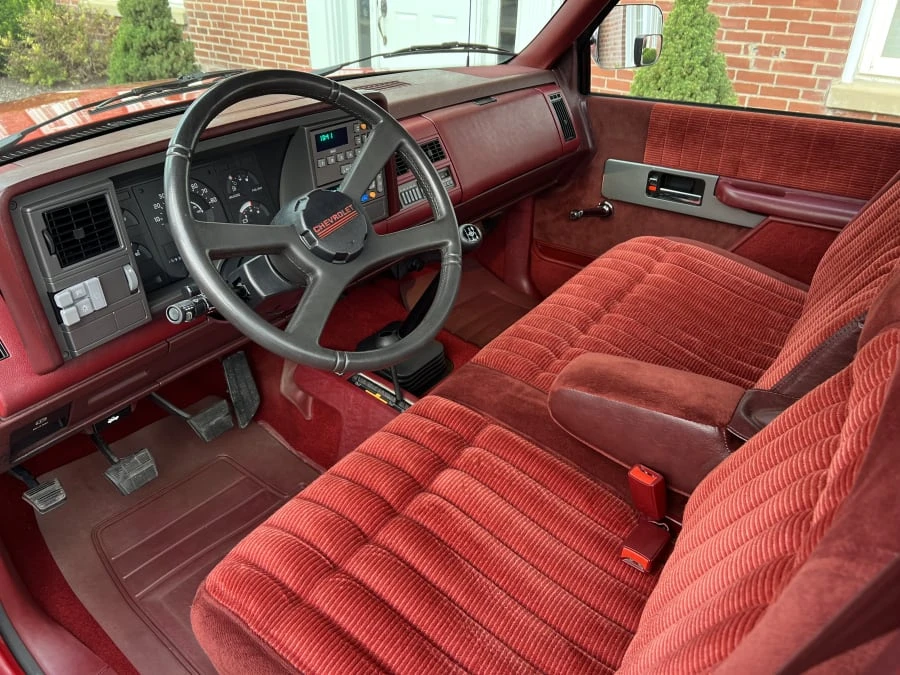 1990 Chevrolet C/K 4th Gen - Image 4 of 9