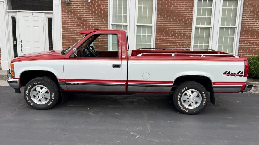 1990 Chevrolet C/K 4th Gen - Image 2 of 9