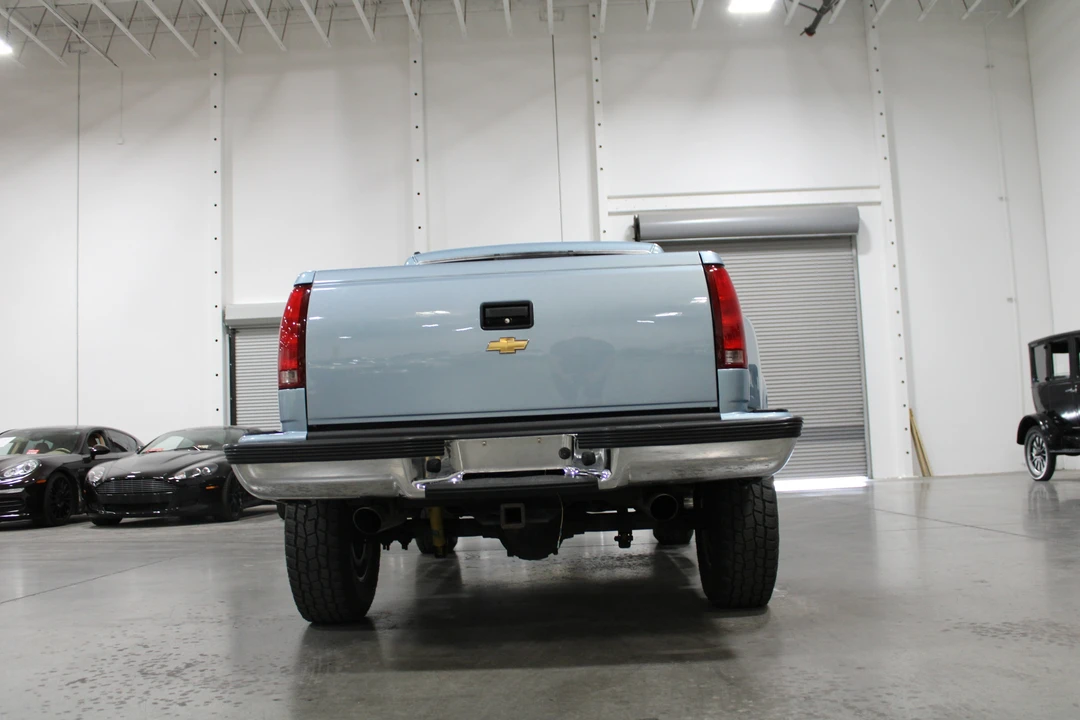 1990 Chevrolet C/K 4th Gen - Image 18 of 31