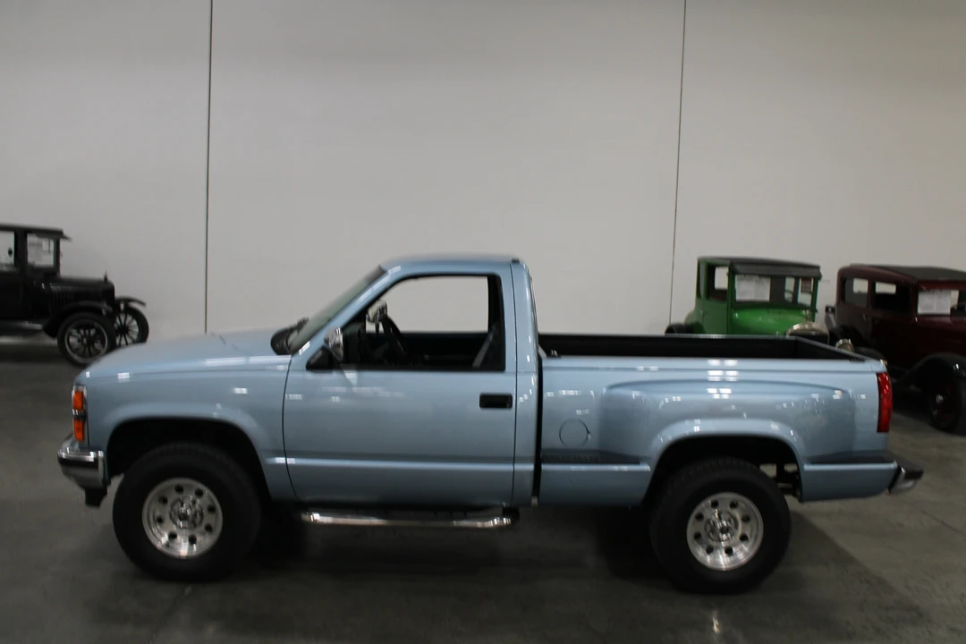 1990 Chevrolet C/K 4th Gen - Image 10 of 31