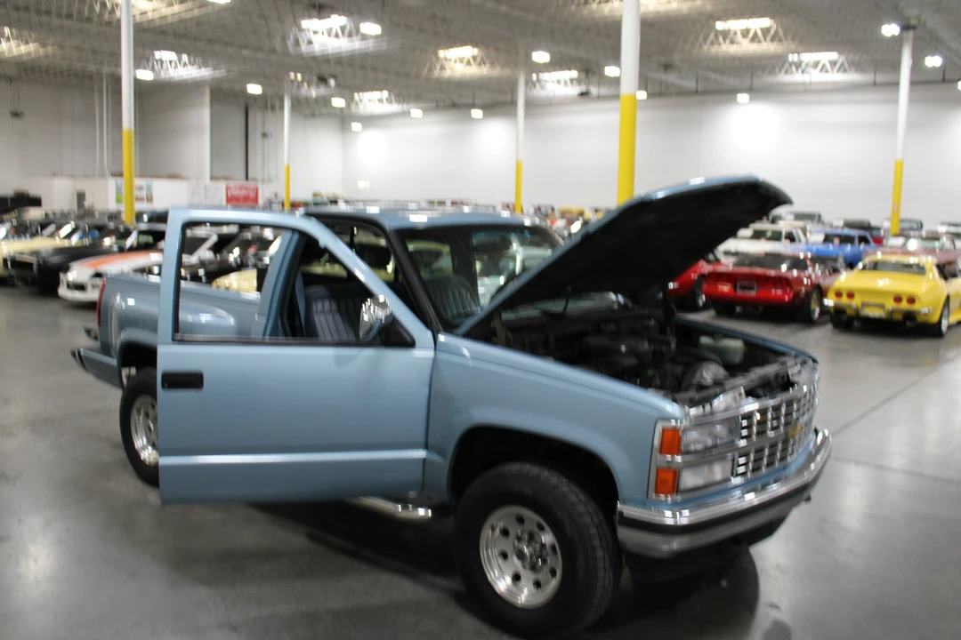 1990 Chevrolet C/K 4th Gen - Image 28 of 31