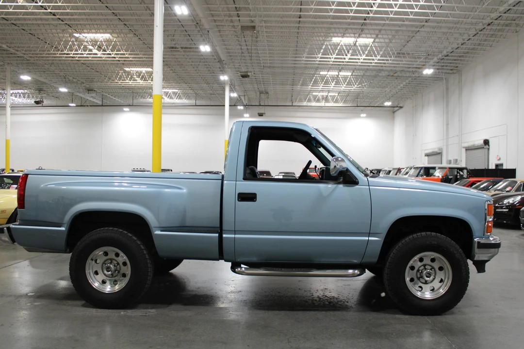 1990 Chevrolet C/K 4th Gen - Image 4 of 31
