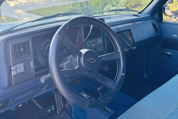1990 Chevrolet C/K 4th Gen - Image 5 of 7