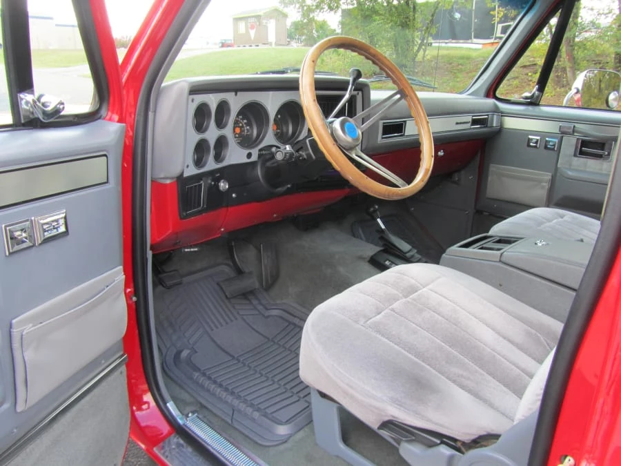 1990 Chevrolet K5 Blazer 2nd Gen - Image 4 of 10