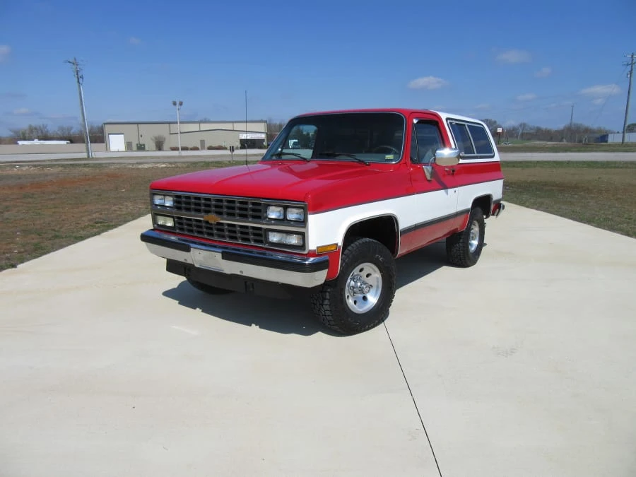 1990 Chevrolet K5 Blazer 2nd Gen - Image 11 of 12