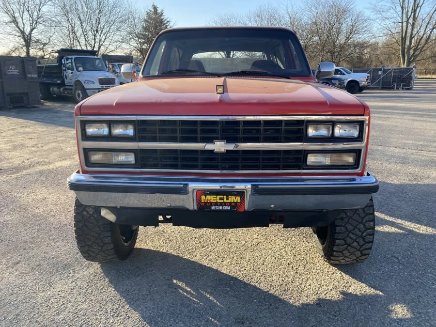 1990 Chevrolet K5 Blazer 2nd Gen - Image 3 of 11