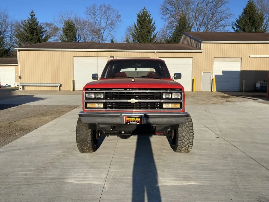 1990 Chevrolet K5 Blazer 2nd Gen - Image 4 of 11