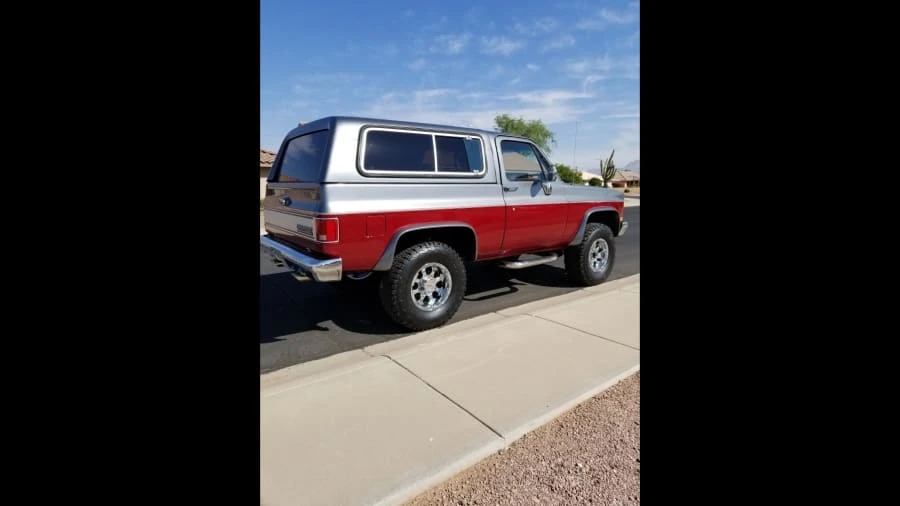 1990 Chevrolet K5 Blazer 2nd Gen - Image 2 of 12