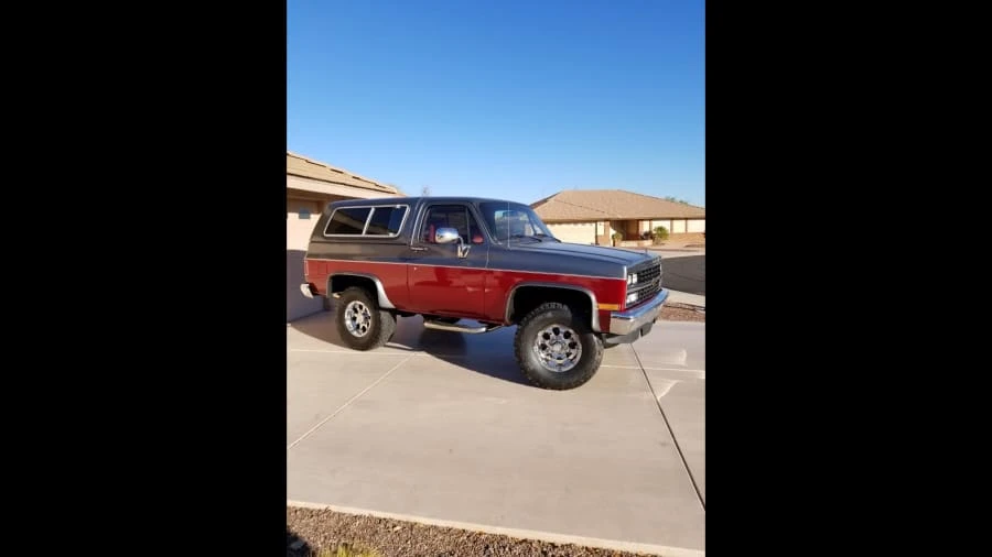 1990 Chevrolet K5 Blazer 2nd Gen - Image 11 of 12