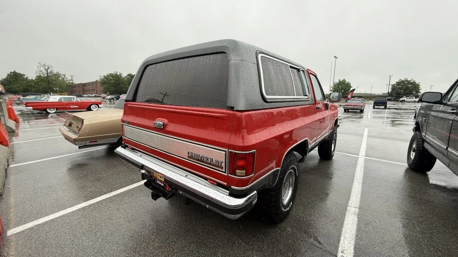 1990 Chevrolet K5 Blazer 2nd Gen - Image 2 of 7