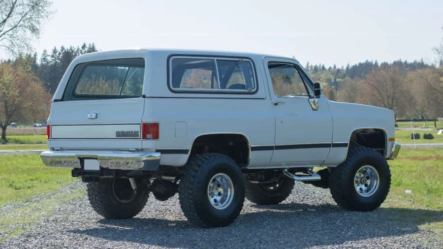 1990 Chevrolet K5 Blazer 2nd Gen - Image 11 of 11
