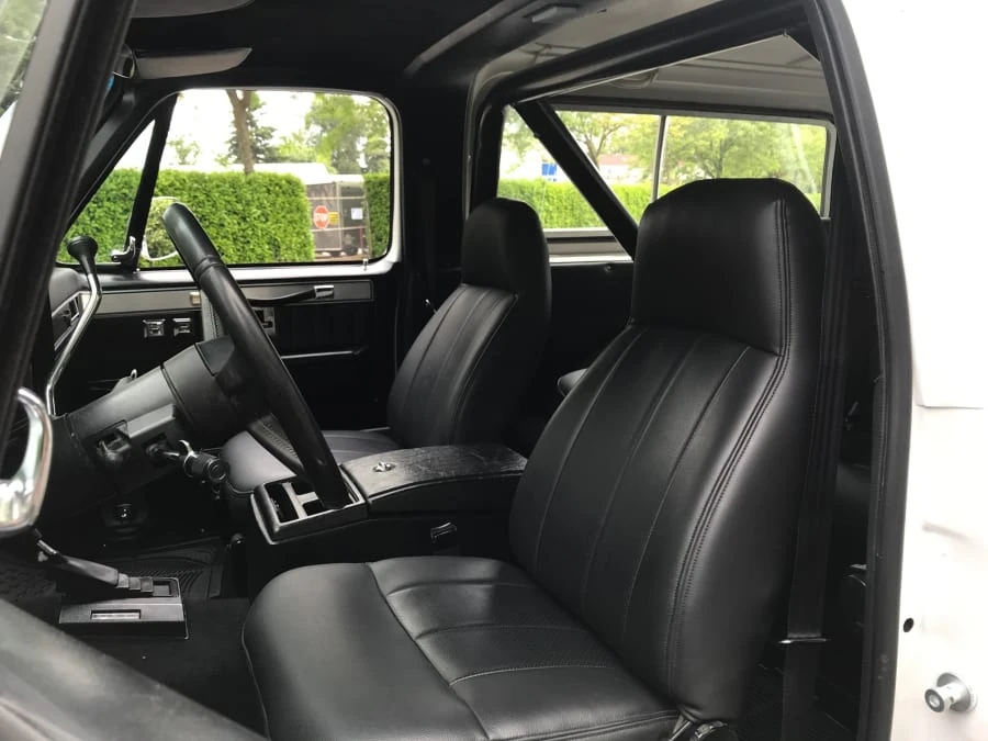1990 Chevrolet K5 Blazer 2nd Gen - Image 5 of 11