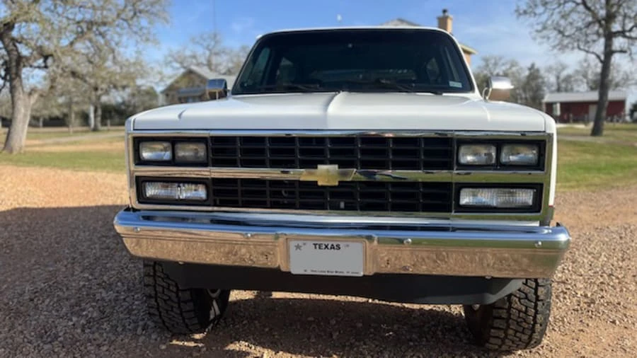 1990 Chevrolet K5 Blazer 2nd Gen - Image 2 of 6