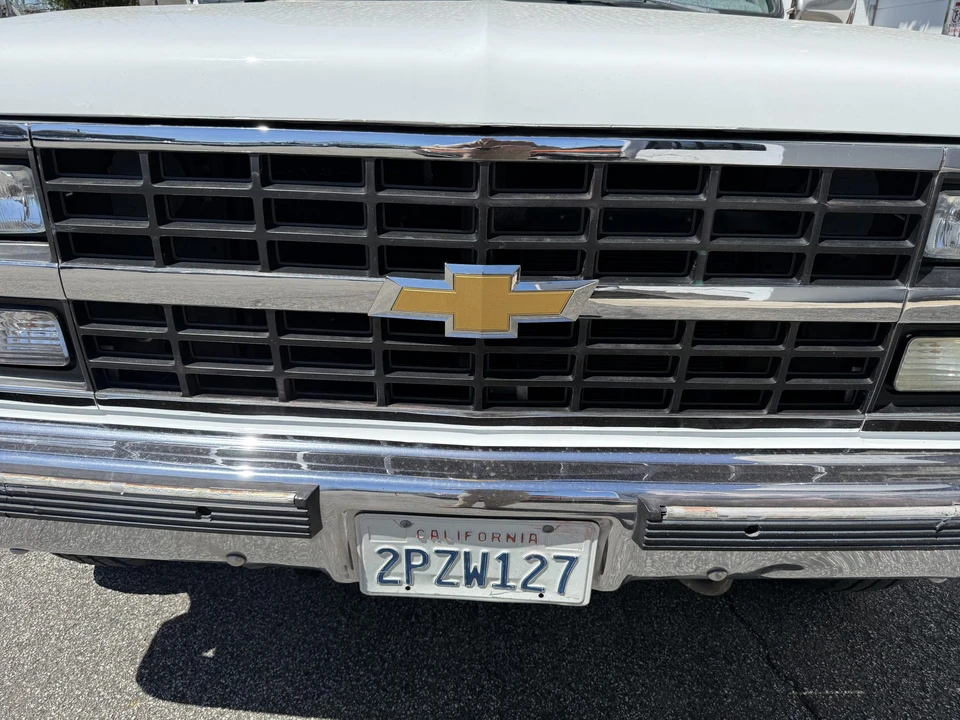 1990 Chevrolet K5 Blazer 2nd Gen - Image 16 of 31