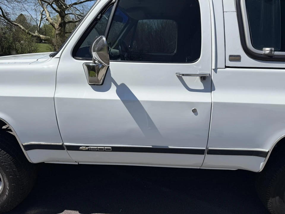 1990 Chevrolet K5 Blazer 2nd Gen - Image 27 of 31