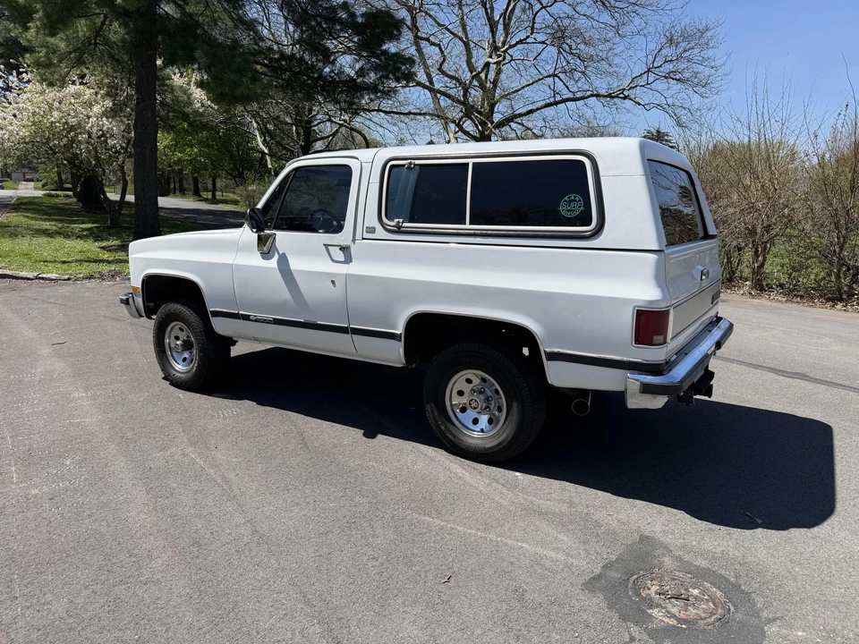 1990 Chevrolet K5 Blazer 2nd Gen - Image 12 of 31