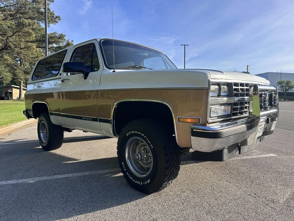 1990 Chevrolet K5 Blazer 2nd Gen - Image 30 of 31