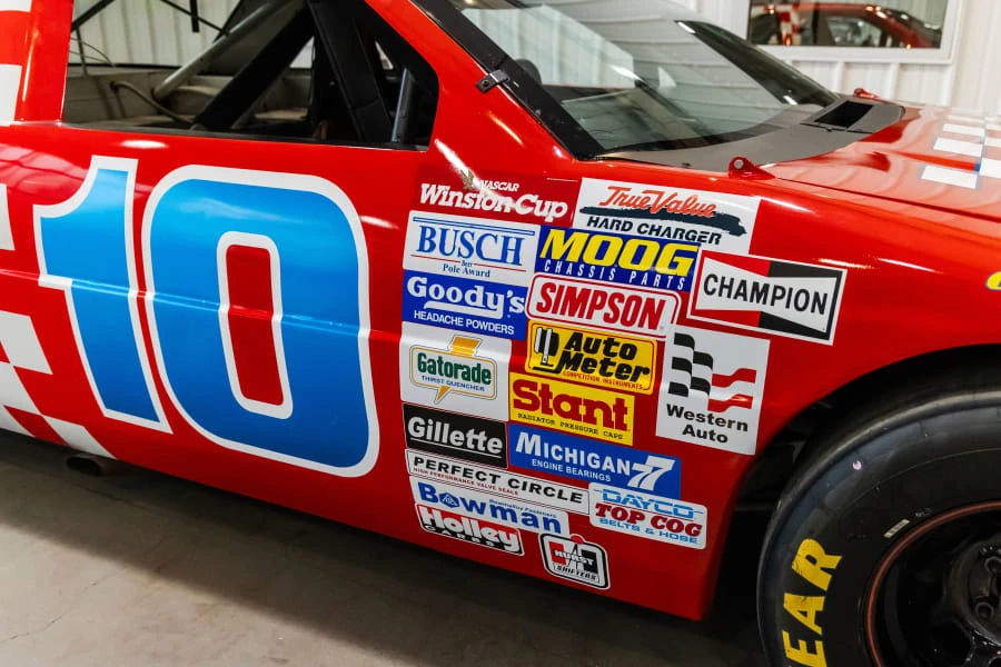 1990 Chevrolet Lumina - Image 11 of 31