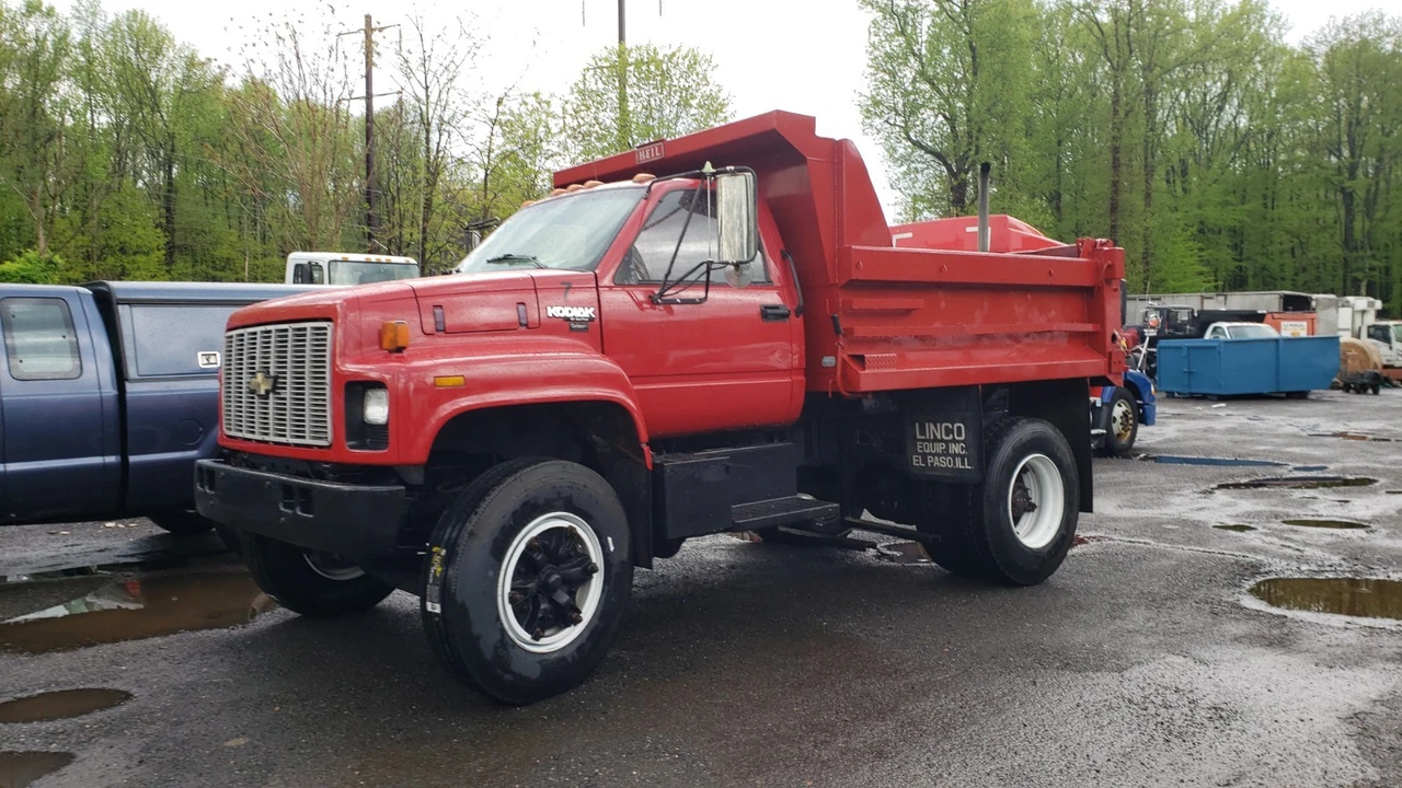 1990 Chevrolet Kodiak - Image 2 of 8