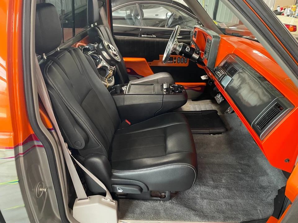 1990 Chevrolet C/K 4th Gen - Image 18 of 30