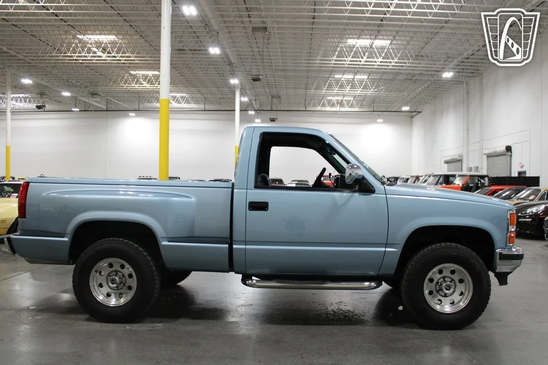 1990 Chevrolet C/K 4th Gen - Image 18 of 21
