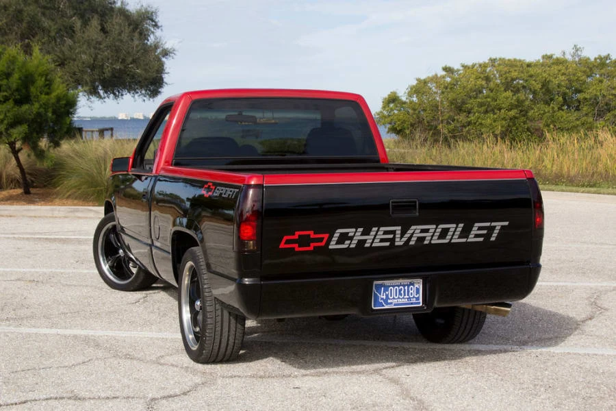 1990 Chevrolet Pickup - Image 9 of 10