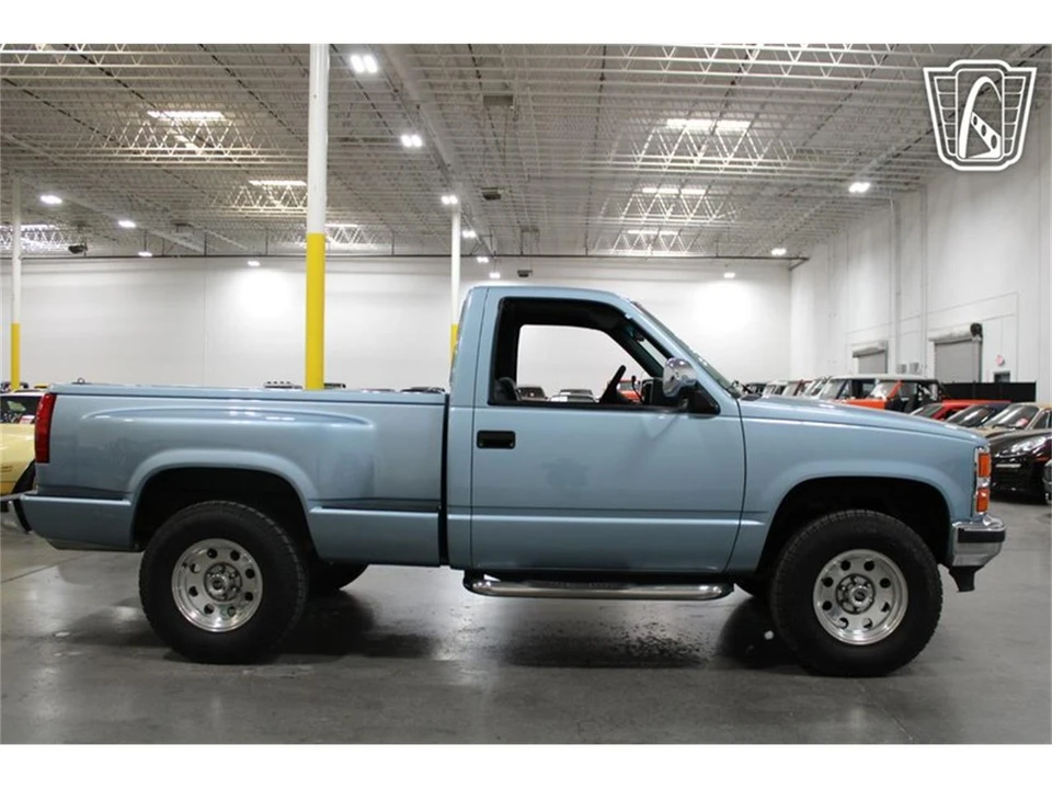 1990 Chevrolet C/K 4th Gen - Image 16 of 31