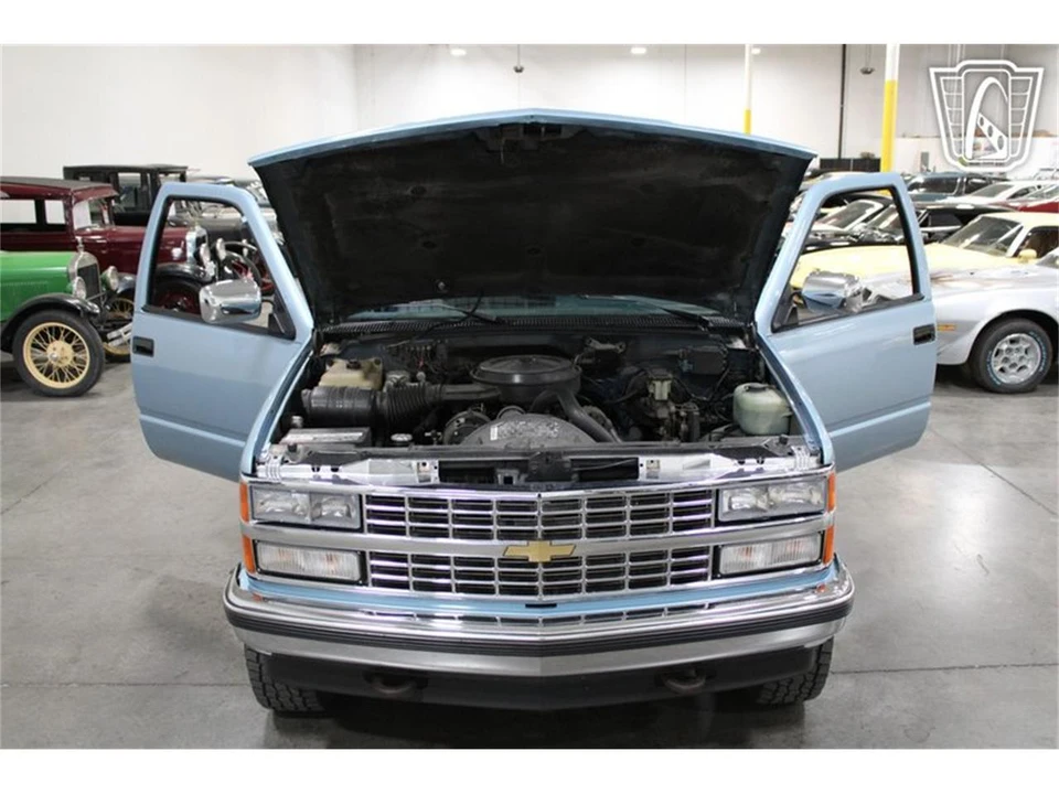 1990 Chevrolet C/K 4th Gen - Image 26 of 31