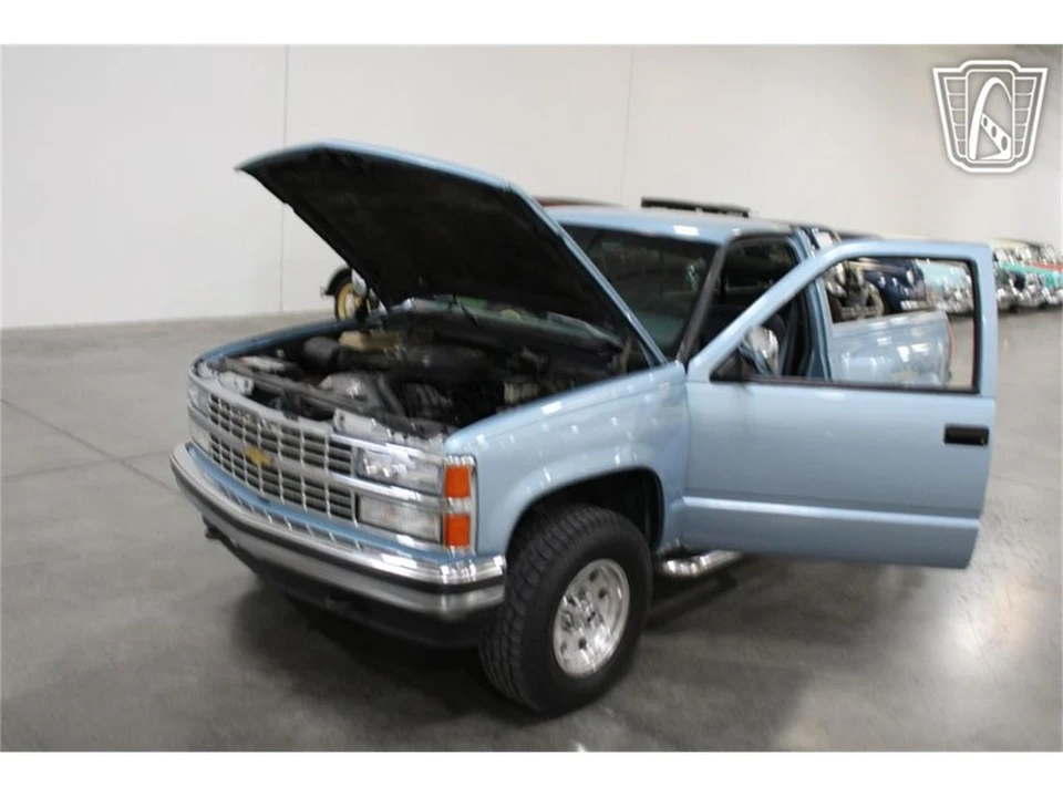 1990 Chevrolet C/K 4th Gen - Image 27 of 31