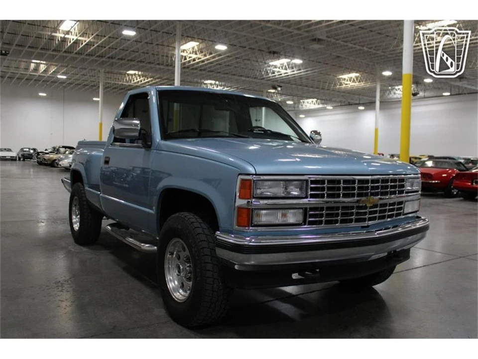 1990 Chevrolet C/K 4th Gen - Image 17 of 31