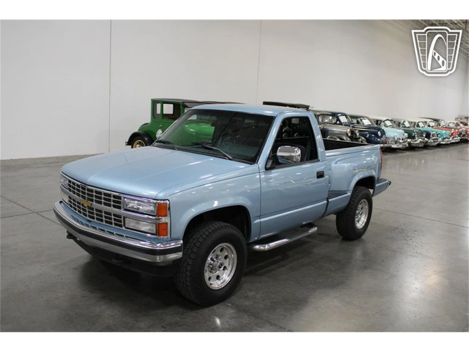 1990 Chevrolet C/K 4th Gen - Image 3 of 31