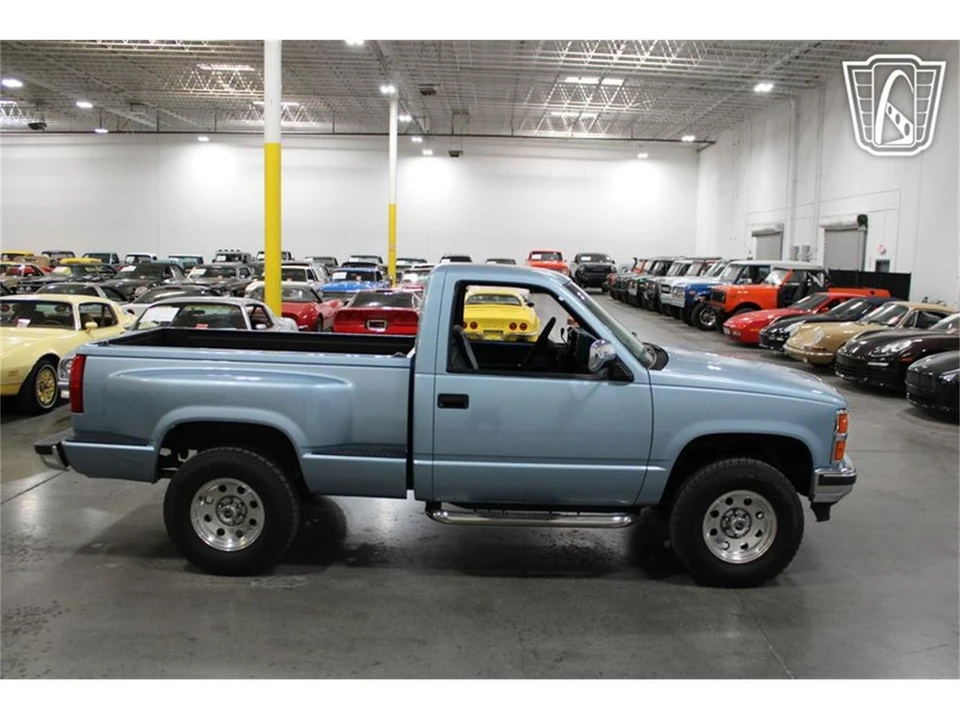 1990 Chevrolet C/K 4th Gen - Image 8 of 31