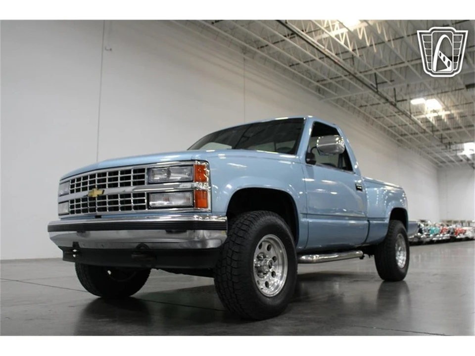 1990 Chevrolet C/K 4th Gen - Image 19 of 31