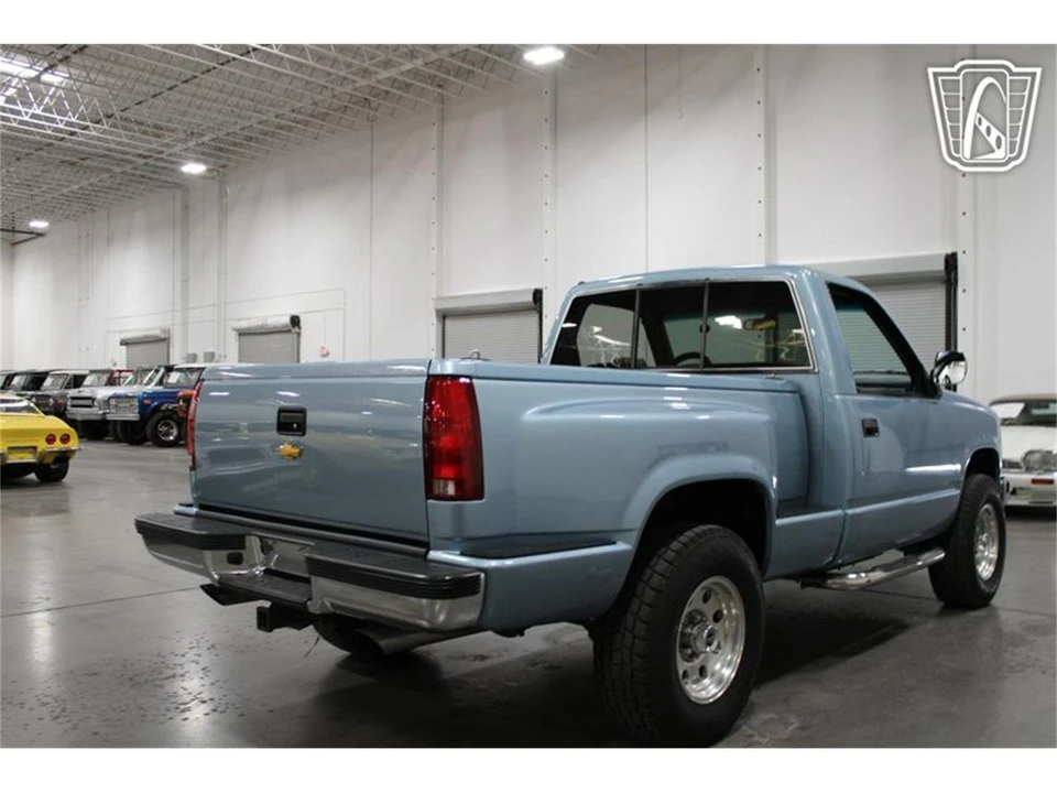 1990 Chevrolet C/K 4th Gen - Image 15 of 31