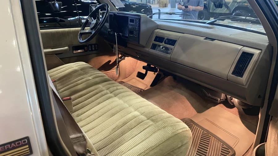 1990 Chevrolet C/K 4th Gen - Image 4 of 6