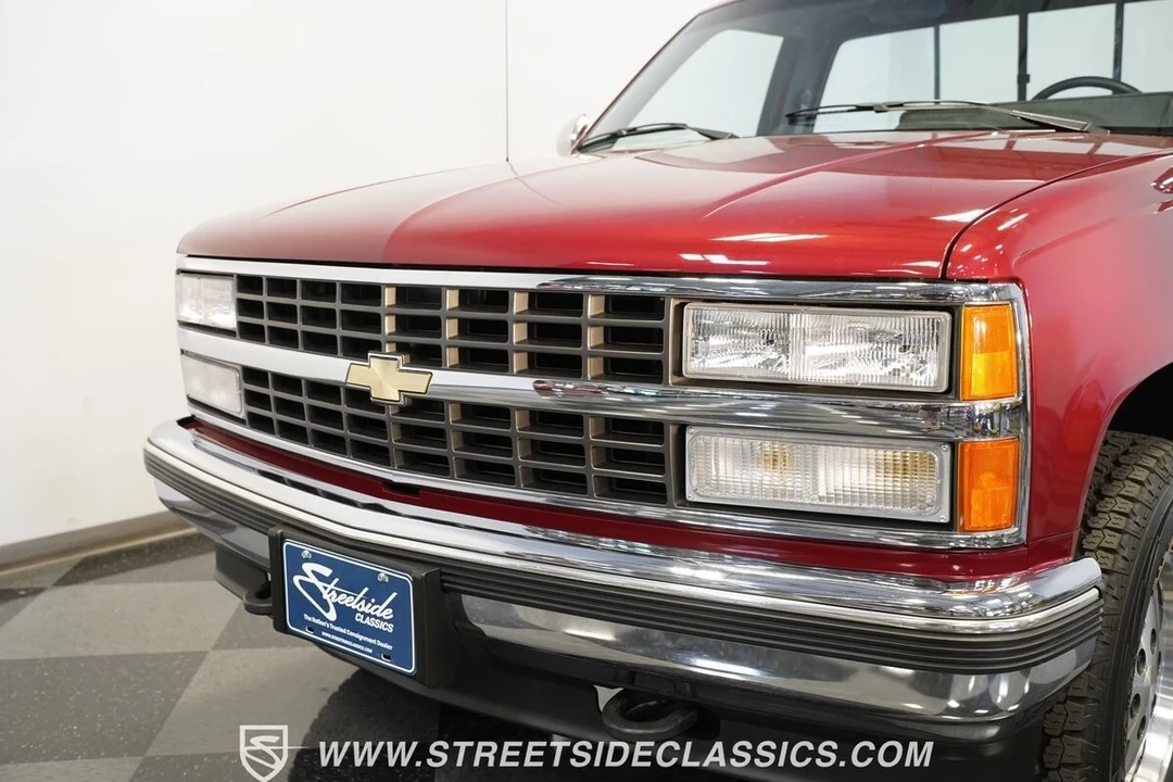 1990 Chevrolet C/K 4th Gen - Image 9 of 12