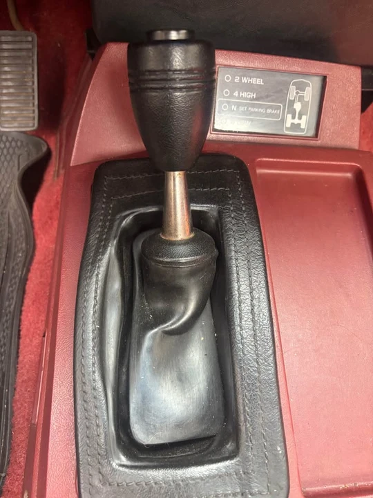 1990 Chevrolet S-10 - Image 7 of 12