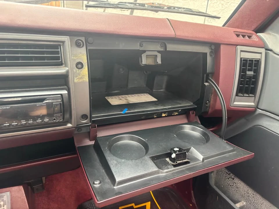 1990 Chevrolet S-10 - Image 6 of 12